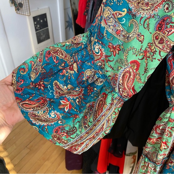 Vacation Dress - Picture 5 of 6